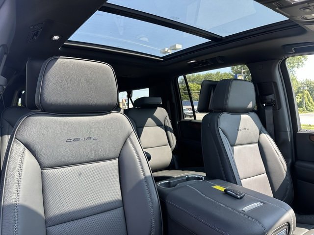 2025 Gmc Yukon XL Denali photo 7