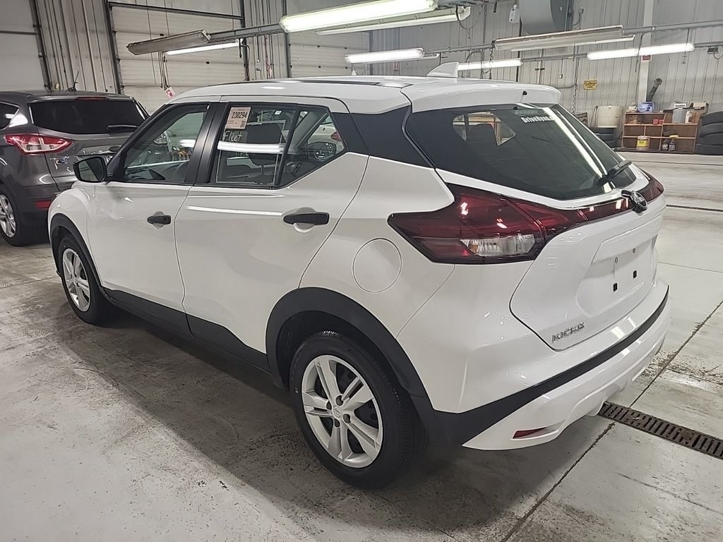 2024 Nissan Kicks S photo 4
