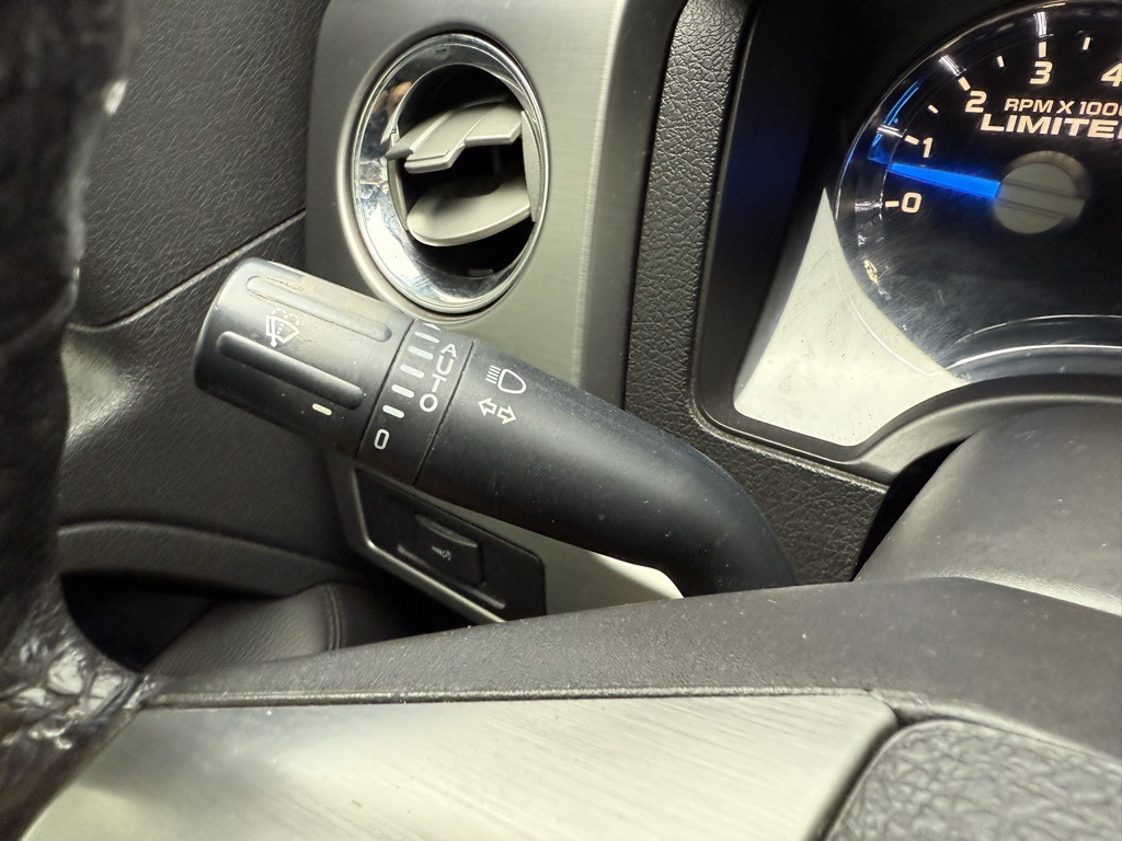 2014 Ford F-150 Limited photo 39