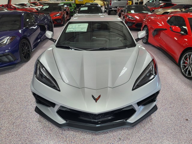 2026 Chevrolet Corvette Stingray 1LT photo 2