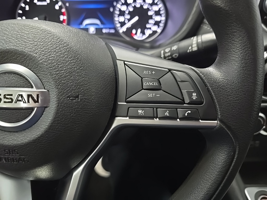 2023 Nissan Sentra SV photo 18