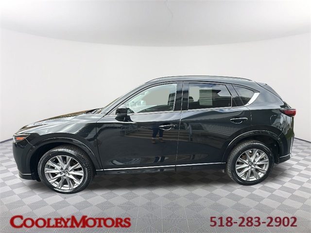 2025 Mazda CX-5 S Premium Plus package's photo