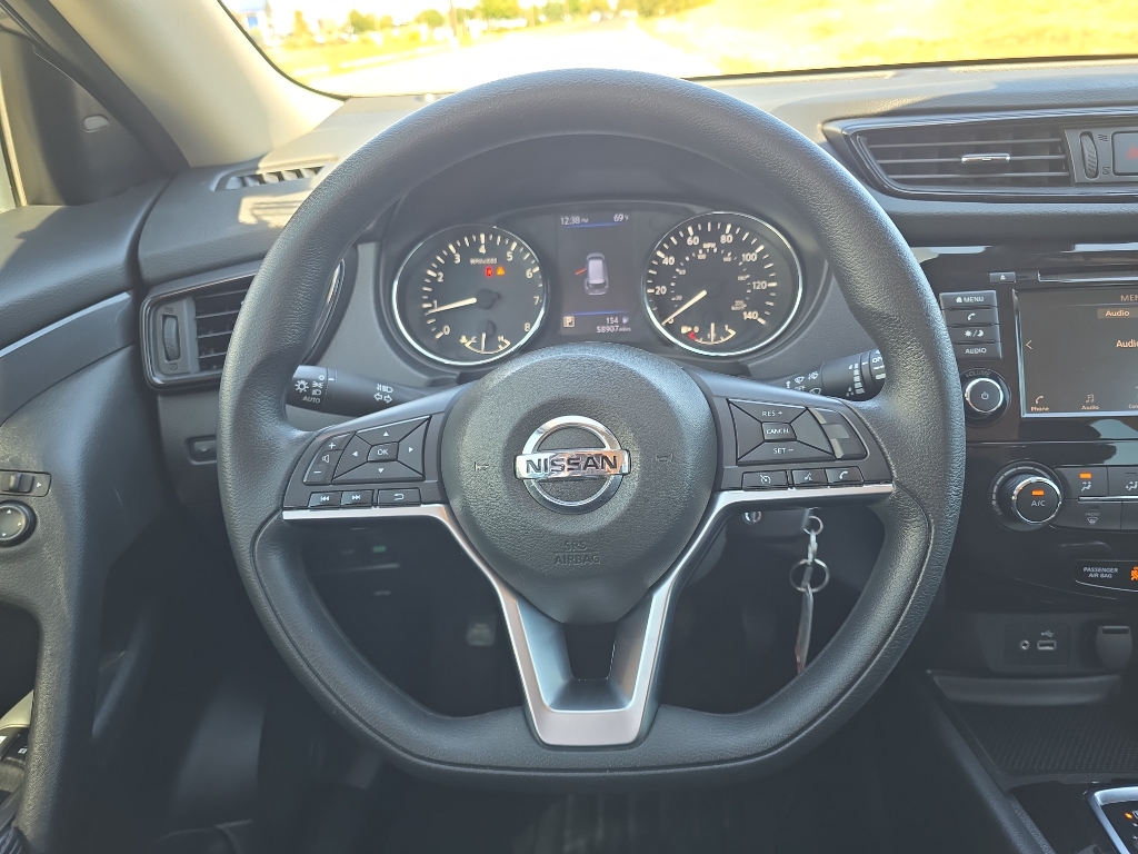2020 Nissan Rogue S photo 22