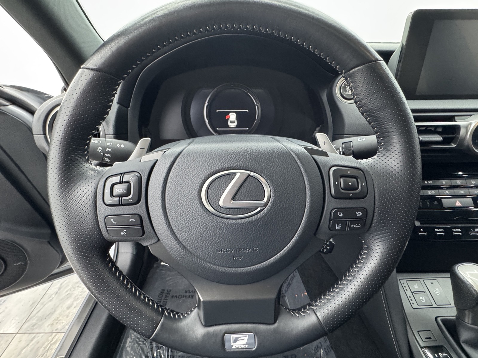 2022 Lexus IS 350 F SPORT photo 36