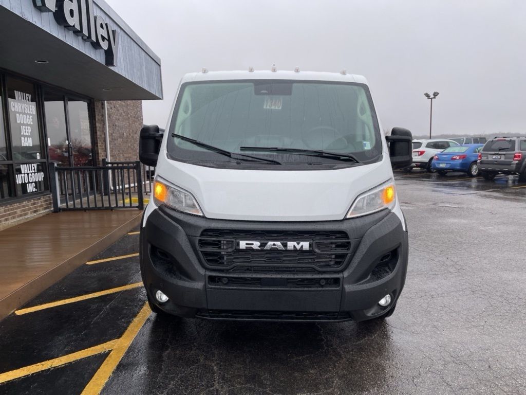 2025 Ram ProMaster 1500 Tradesman photo 4