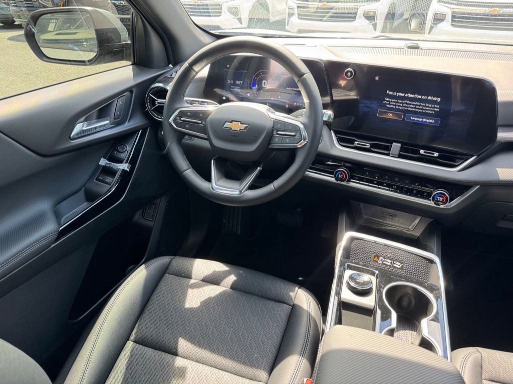 2026 Chevrolet Equinox LT photo 18