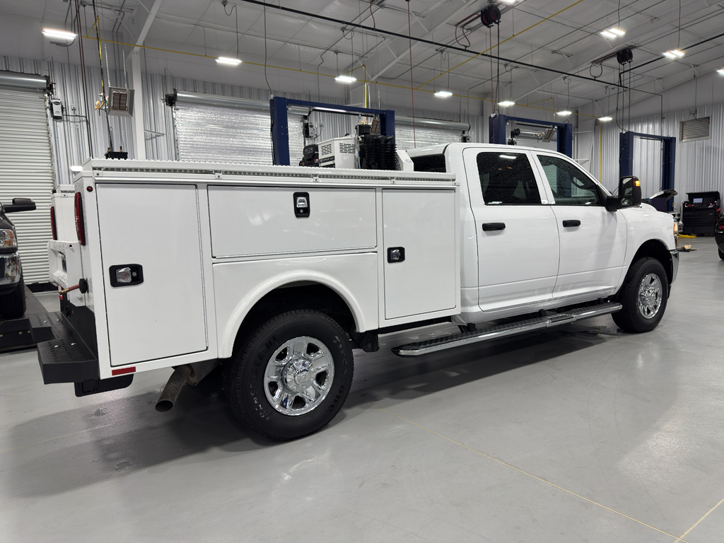 2024 Ram 2500 Tradesman photo 11