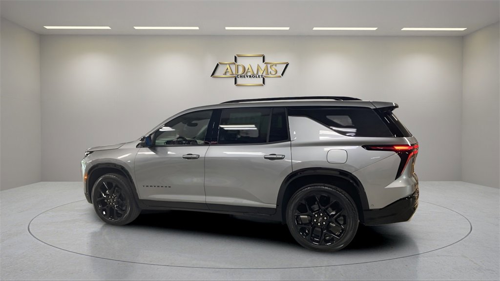 2026 Chevrolet Traverse RS photo 3