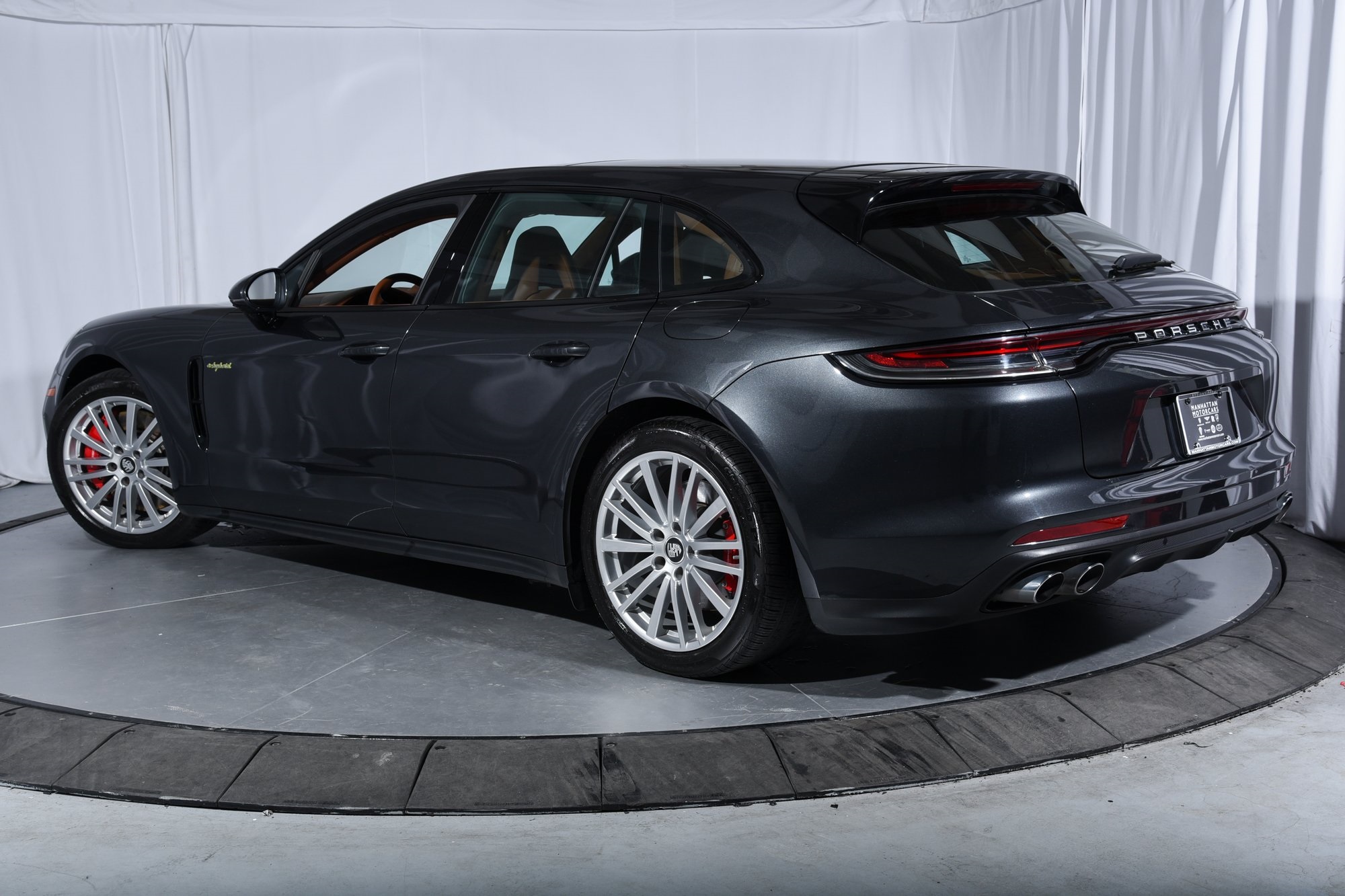 2022 Porsche Panamera E-Hybrid Sport Turismo 4S photo 3