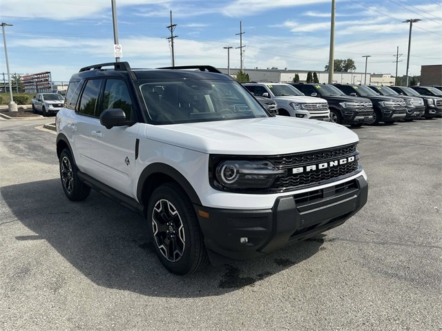2025 Ford Bronco Sport Outer Banks photo 7