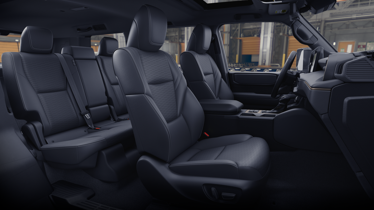 2025 Toyota Land Cruiser photo 16