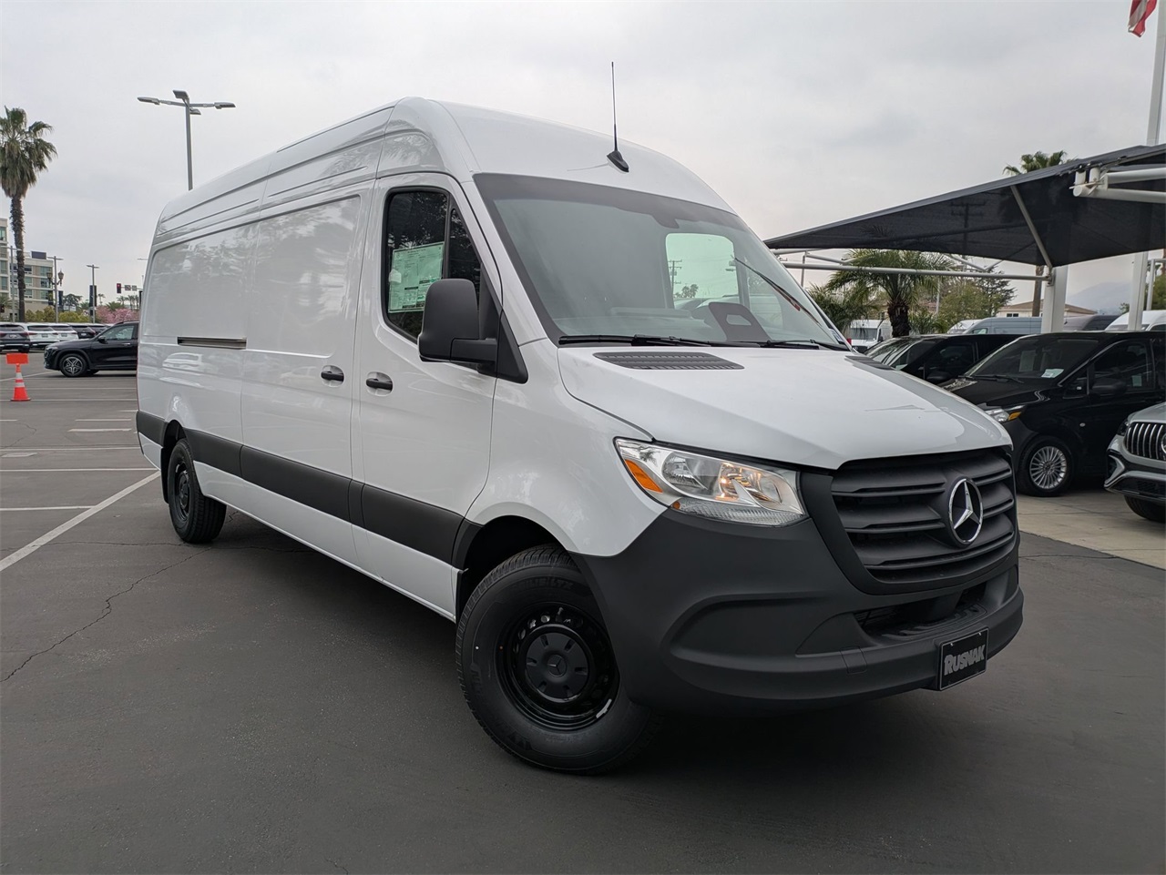 2025 Mercedes-Benz Sprinter Cargo Van Base's photo