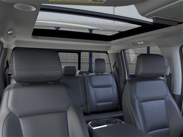 2025 Ford F-350 photo 21