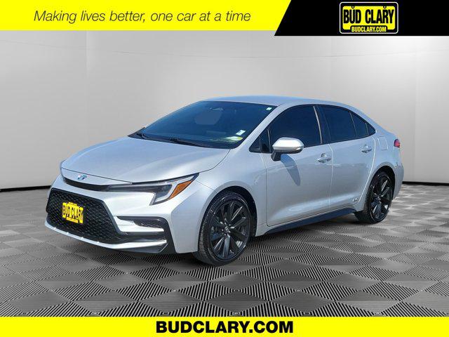 2024 Toyota Corolla SE's photo