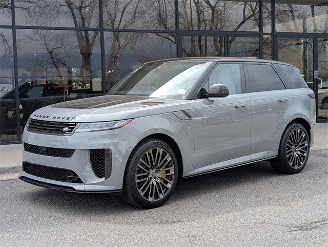 2025 Land Rover Range Rover Sport photo 2
