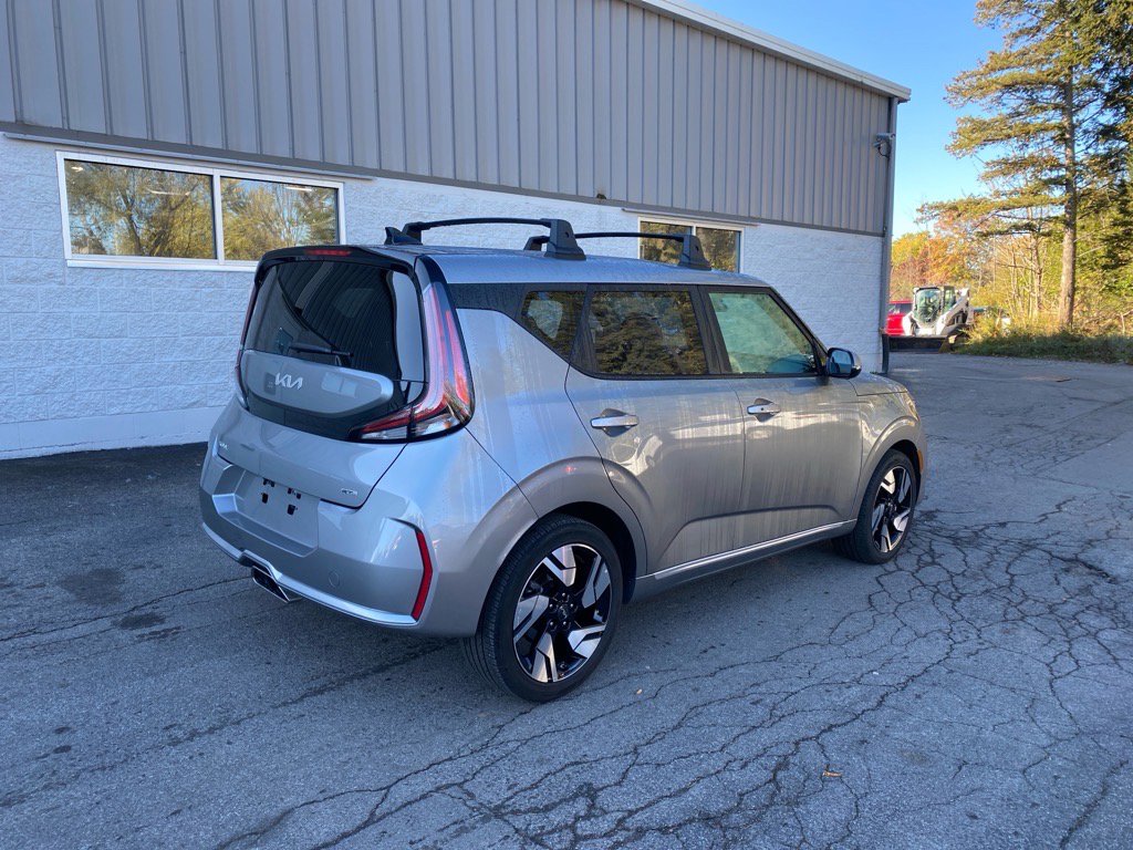 2024 Kia Soul GT-Line photo 4