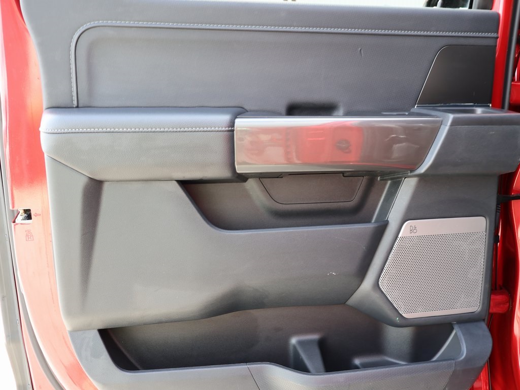 2022 Ford F-150 XLT photo 16