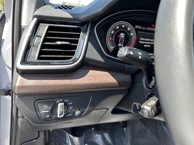 2024 Audi Q5 Premium S line Plus 45 TFSI photo 11