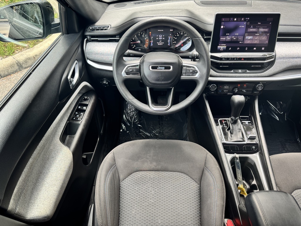 2023 Jeep Compass Sport photo 12
