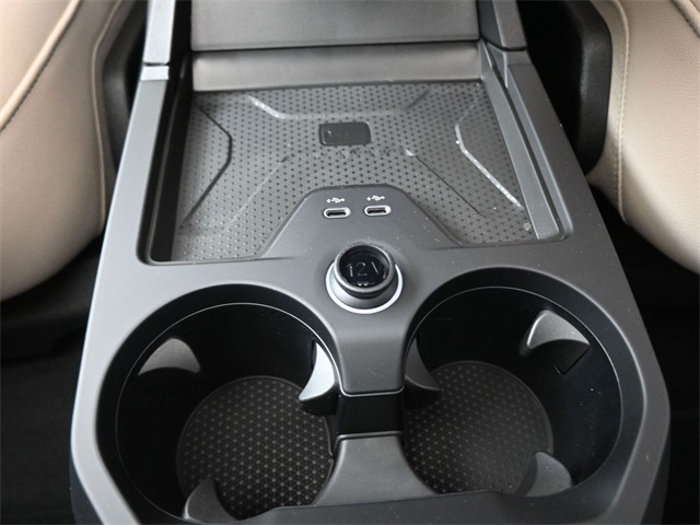 2025 Bmw iX photo 3