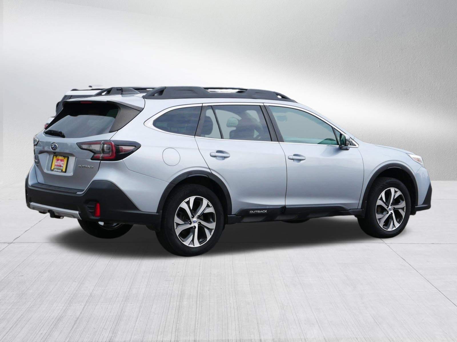 2020 Subaru Outback Limited photo 7