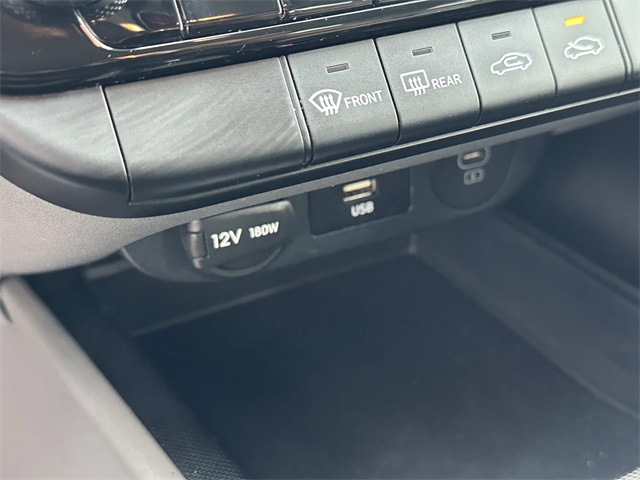 2024 Hyundai Elantra SEL photo 19