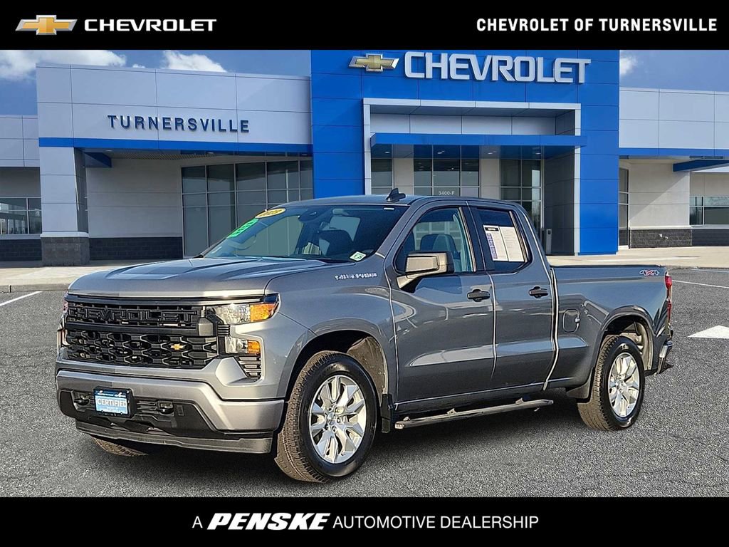 2023 Chevrolet Silverado 1500 Custom's photo