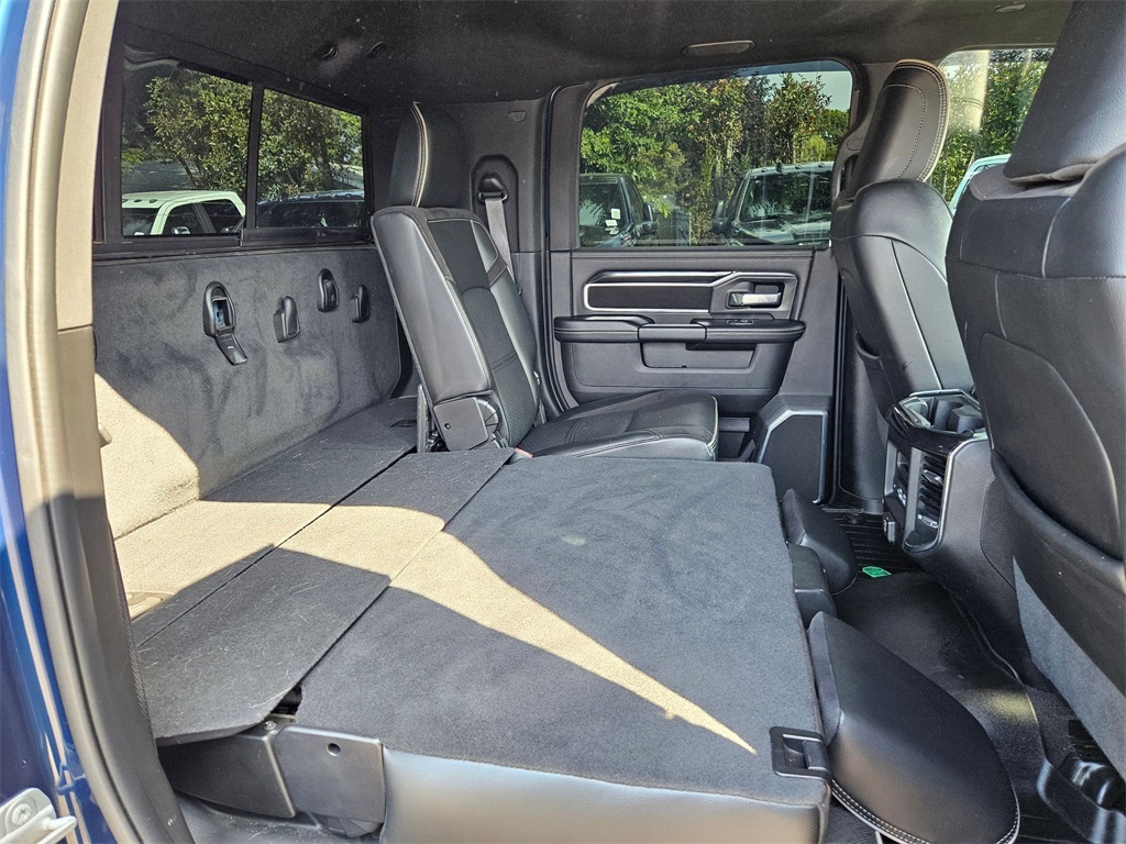 2022 Ram 2500 Laramie photo 17