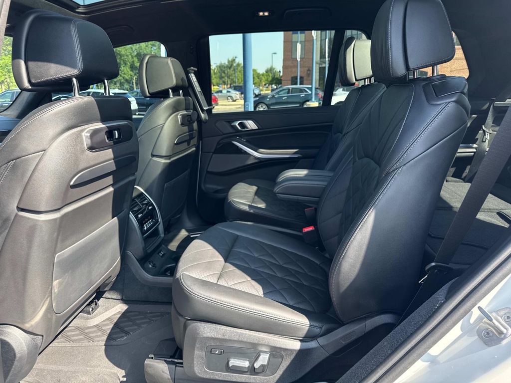 2023 Bmw X7 xDrive40i photo 11