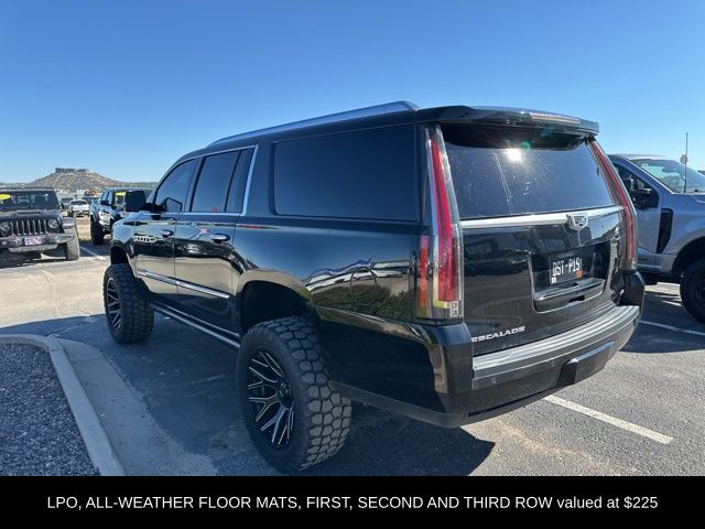 2015 Cadillac Escalade ESV Platinum photo 3