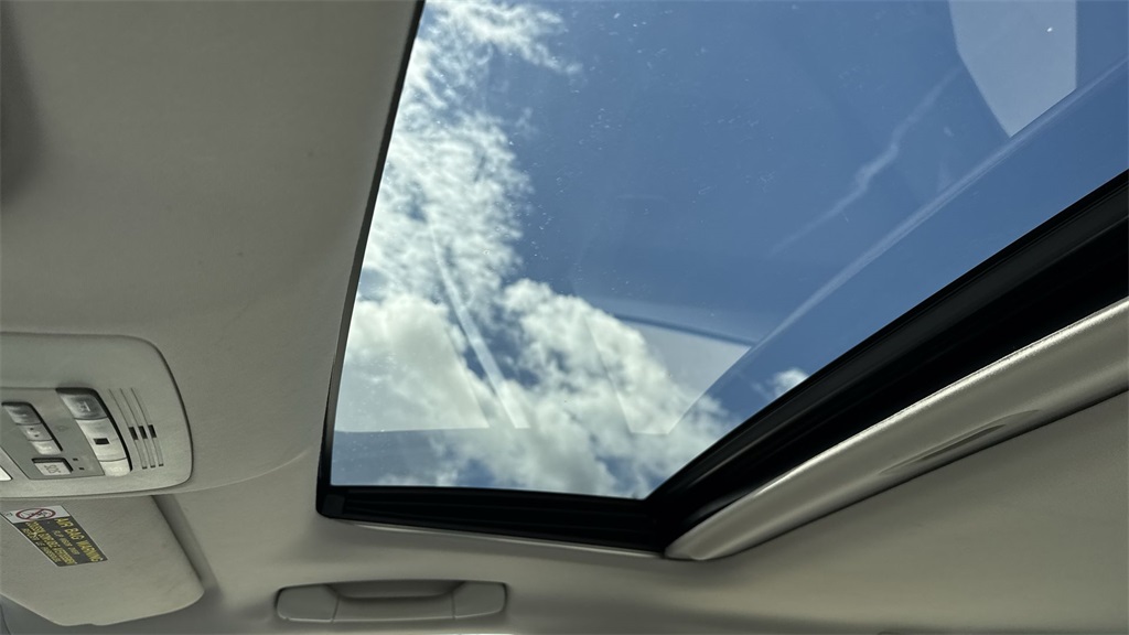 2011 Lexus ES 350 photo 50