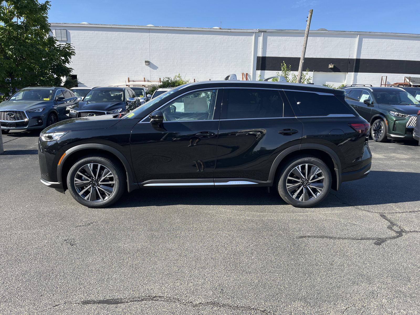 2026 Infiniti QX60 Luxe AWD photo 2