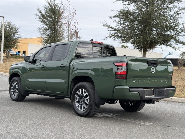 2022 Nissan Frontier SV photo 4