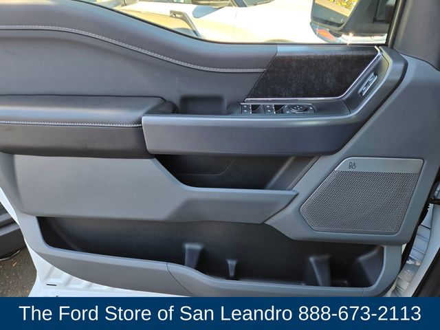 2025 Ford F-150 Lightning photo 17
