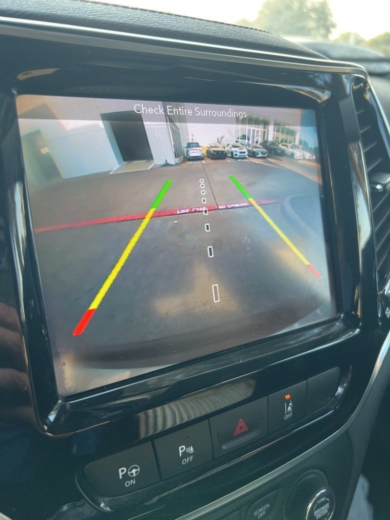 2019 Jeep Cherokee Limited photo 4