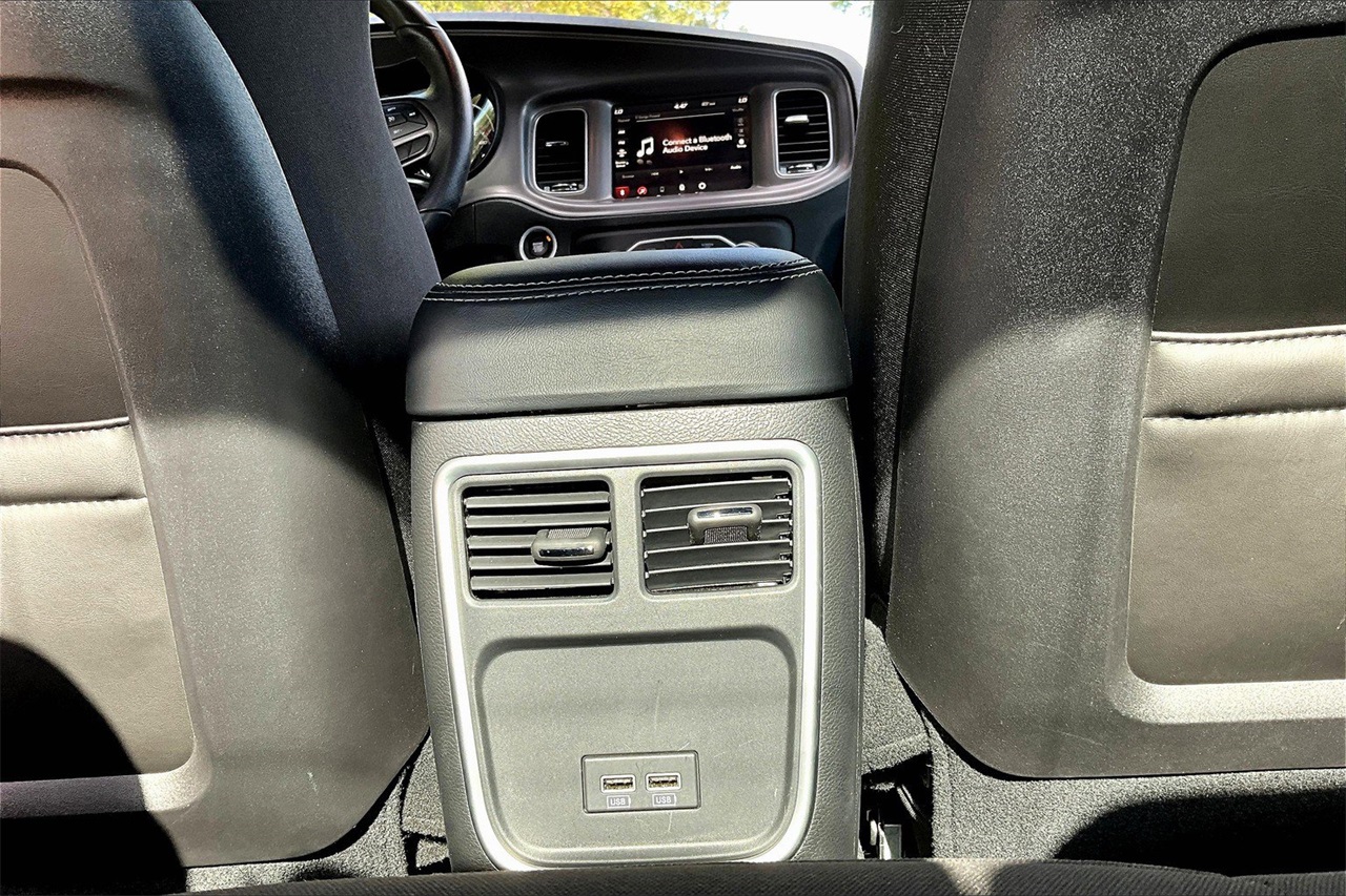 2023 Dodge Charger R/T photo 15
