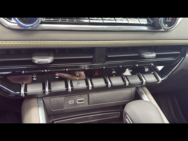 2025 Chevrolet Colorado ZR2 photo 19
