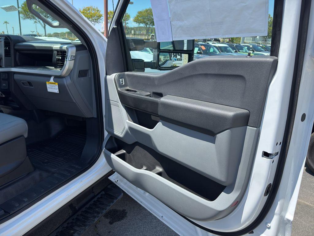 2024 Ford F-450 XL photo 11