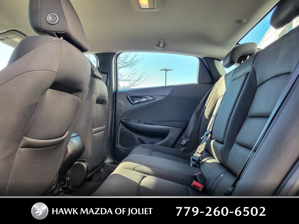 2018 CHEVROLET MALIBU - Image 9