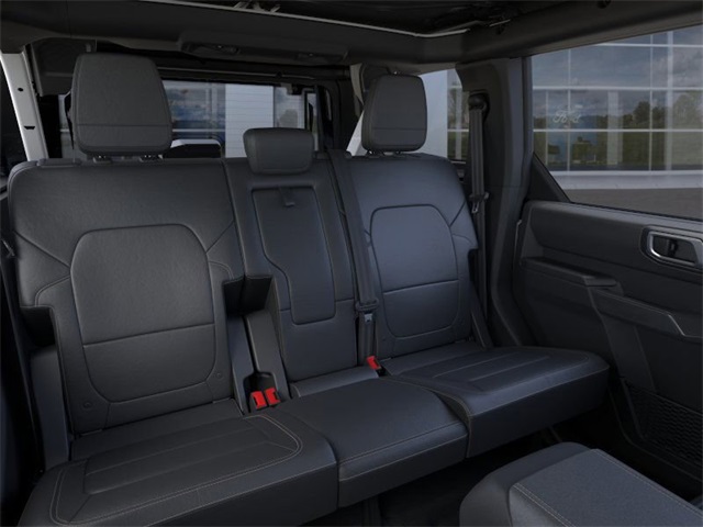 2025 Ford Bronco Badlands photo 11