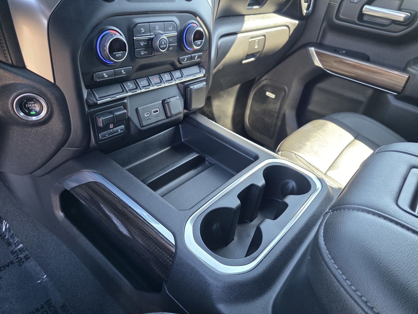 2022 Chevrolet Silverado 1500 LT Trail Boss photo 30