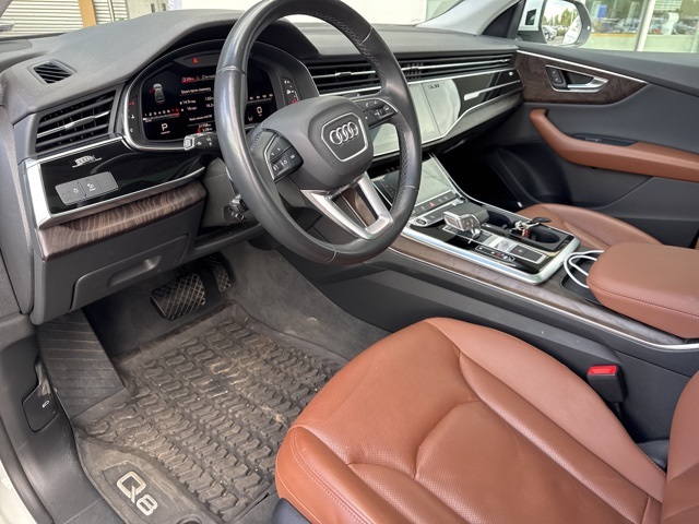2022 Audi Q8 55 Premium Plus photo 5