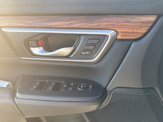 2022 Honda CR-V Touring photo 9