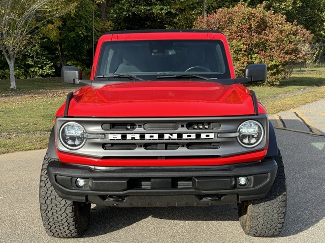 2022 Ford Bronco Base Big Bend Black Diamond Outer Banks photo 2