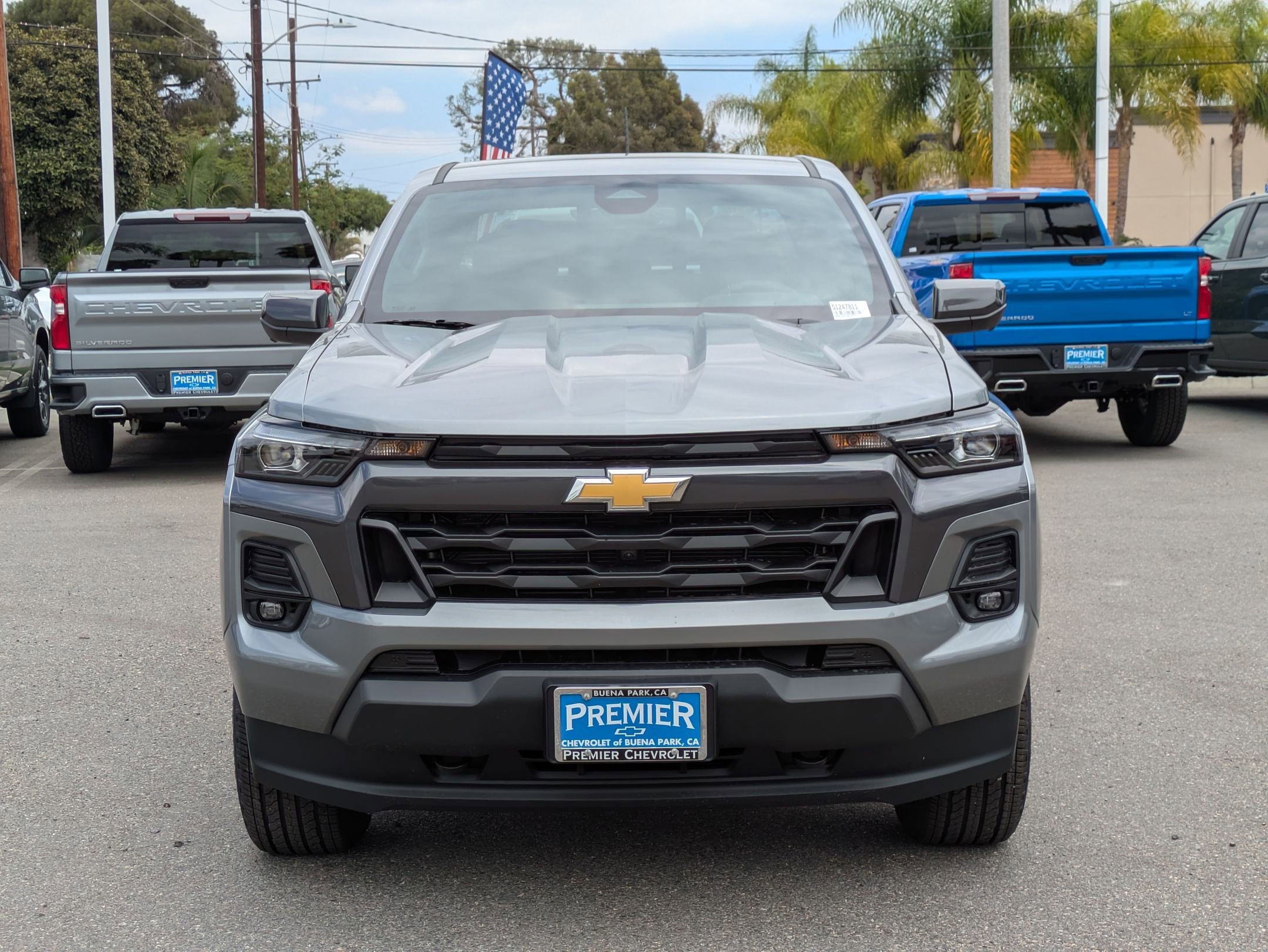 2025 Chevrolet Colorado Work Truck LT photo 8
