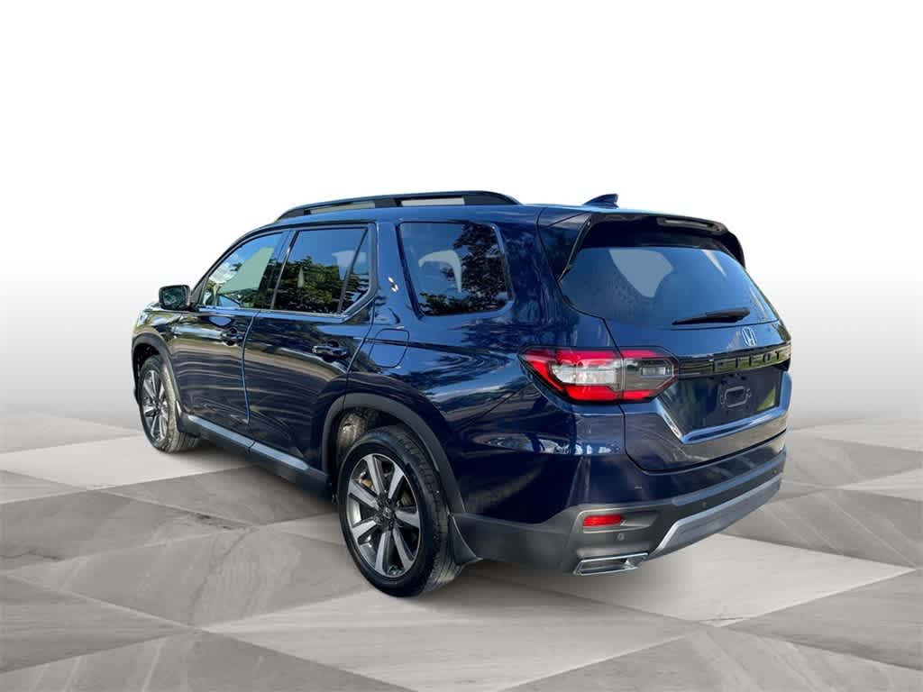 2024 Honda Pilot Touring photo 4