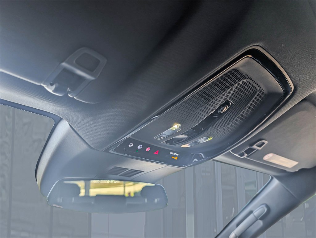 2026 Cadillac Lyriq Luxury photo 30
