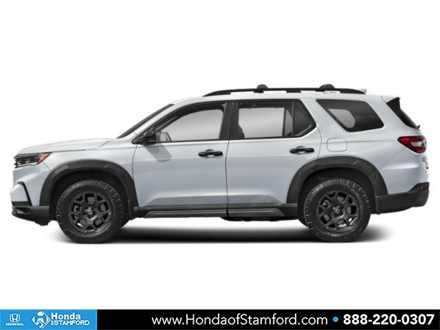 2025 Honda Pilot TrailSport photo 2