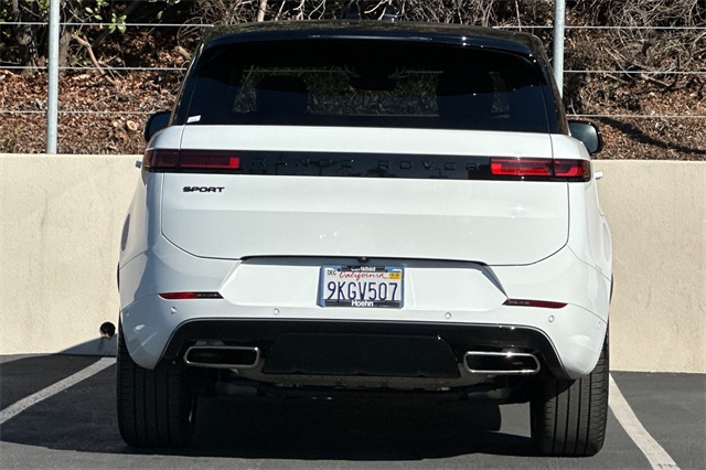 2024 Land Rover Range Rover Sport P400 Dynamic SE photo 3