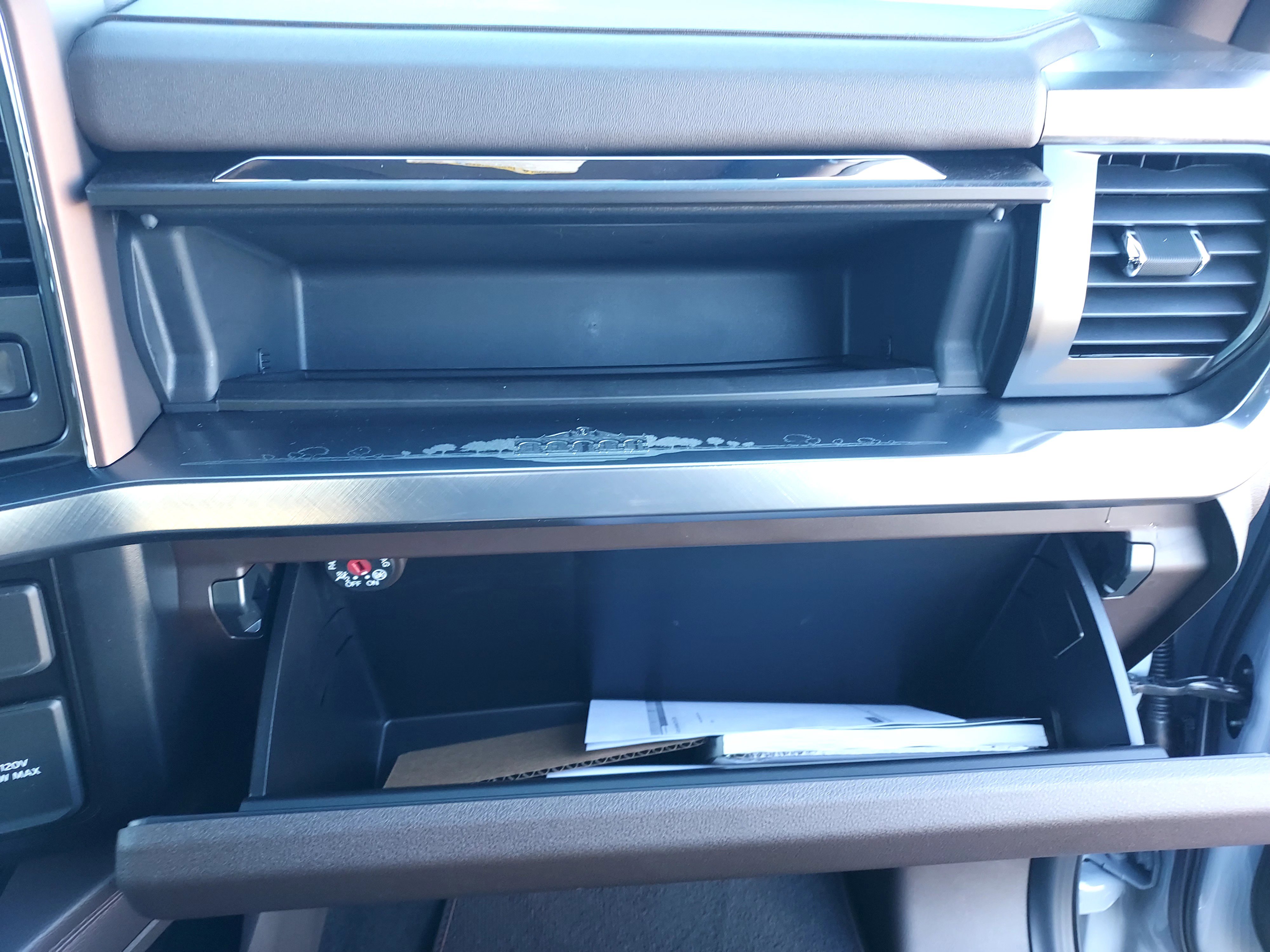 2026 Ford F-350 King Ranch photo 2